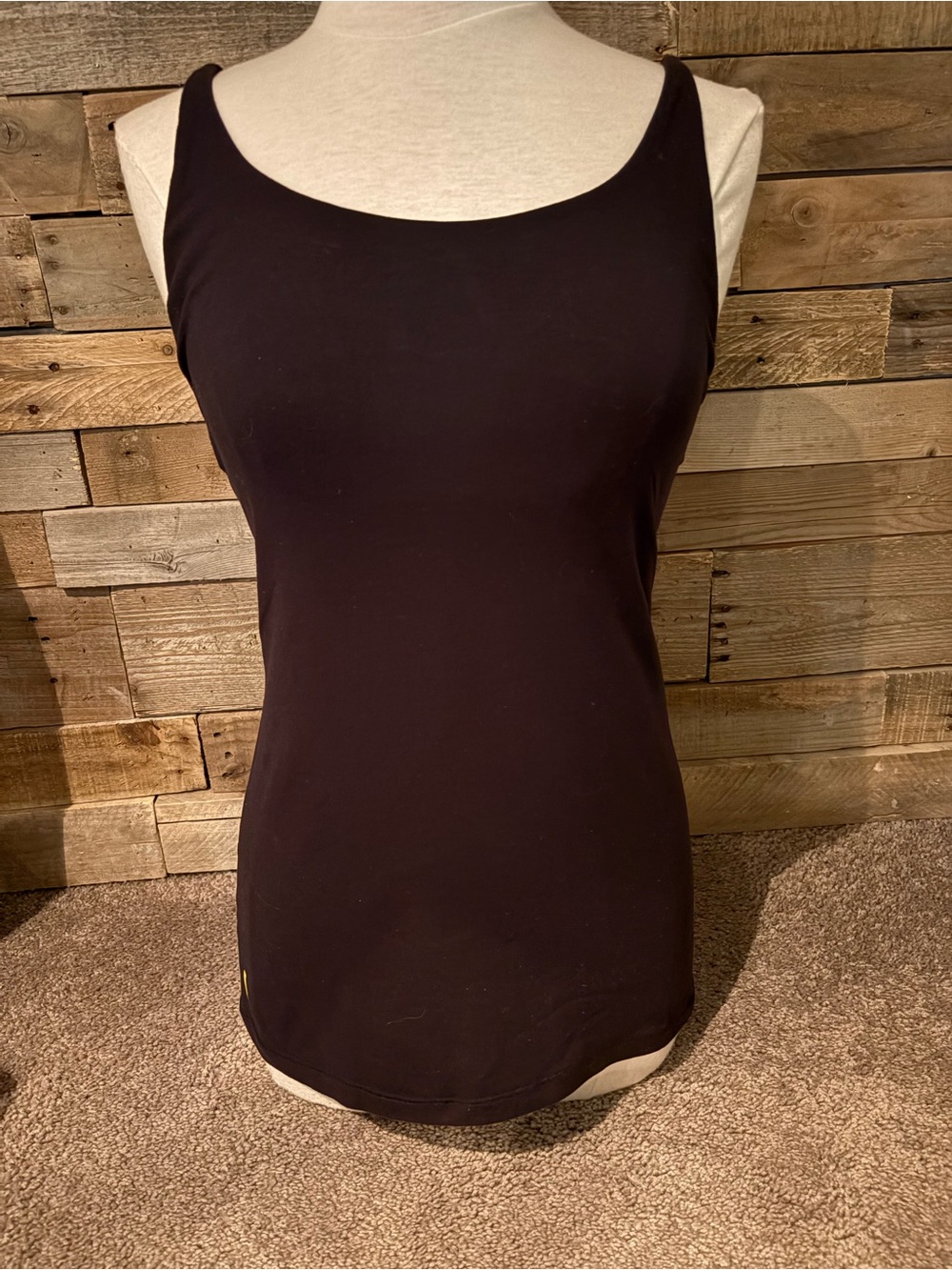 Lolë black  Tank Top with Built-in Shelf Bra & Adjustable Straps - Medium